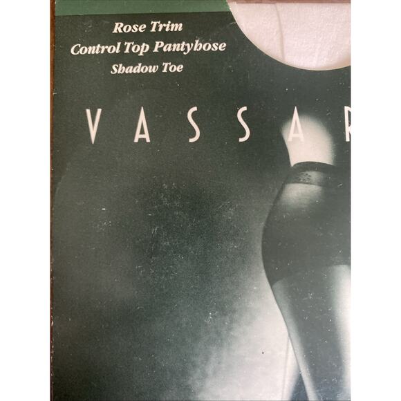 Vintage Vassarette Pantyhose White L-Long Rose Trim Control Top Shadow Toe - Picture 2 of 4